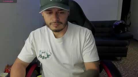 ragnar_lothbrok77 online show from April 23, 2026, 10:34 pm