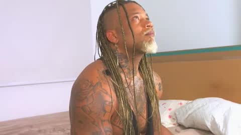 Snapshot of ragnarrock25 chatting on January 15, 2026, 11:37 am ragnar online show from January 15, 2026, 11:37 am