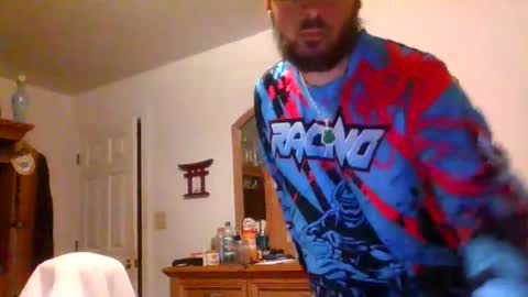 Snapshot of raidersman757 chatting on March 8, 2026, 10:57 pm hitman online show from March 8, 2026, 10:57 pm