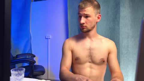 Snapshot of rainbow_farmer_james chatting on October 1, 2025, 4:24 pm Rainbow James online show from October 1, 2025, 4:24 pm