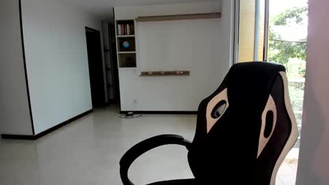 Jennyindependent model . online show from December 31, 2024, 8:45 pm