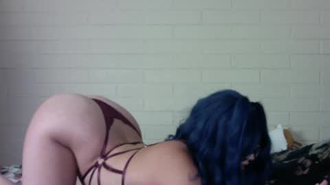 Snapshot of raineydayze chatting on May 20, 2026, 4:51 am Rainey online show from May 20, 2026, 4:51 am