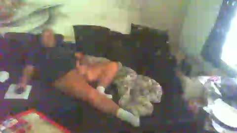 raintrops online show from November 29, 2025, 1:25 pm