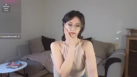 rainybella online show from October 17, 2025, 7:33 am