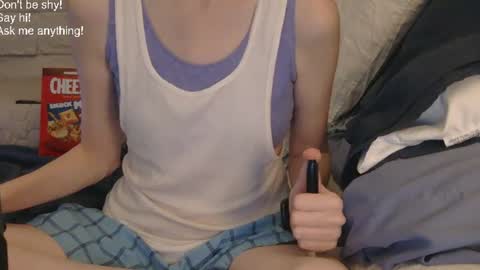 Snapshot of rainydayem chatting on July 18, 2026, 7:01 am RainyDayEm online show from July 18, 2026, 7:01 am