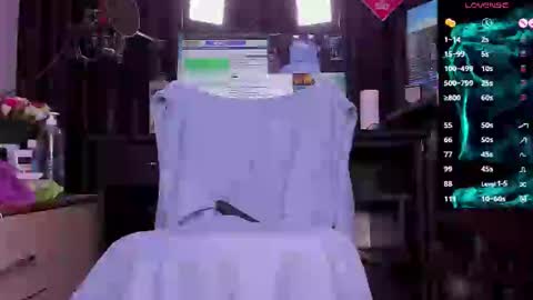 Laura online show from March 10, 2025, 3:34 am