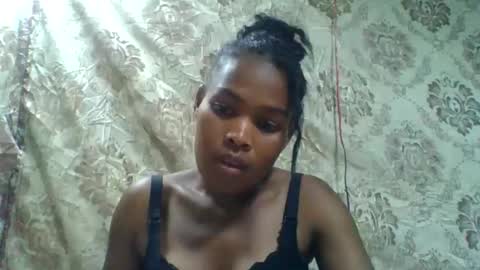 raissalove688460 online show from June 2, 2026, 2:19 pm