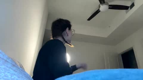 Ray Ray online show from February 6, 2025, 6:08 am