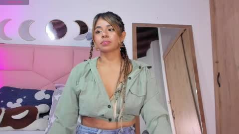  Nina  online show from April 19, 2026, 4:12 am