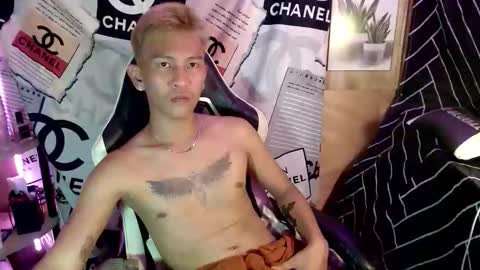 ralfhuge24 online show from September 26, 2025, 11:09 pm