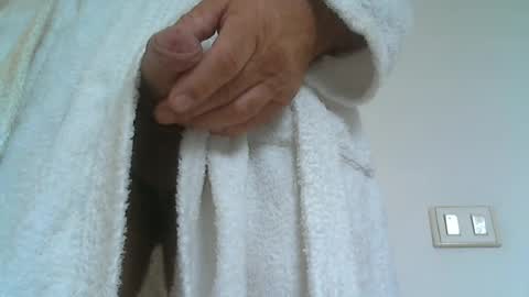 Snapshot of ralfilo chatting on June 15, 2026, 7:21 am ralfilo online show from June 15, 2026, 7:21 am