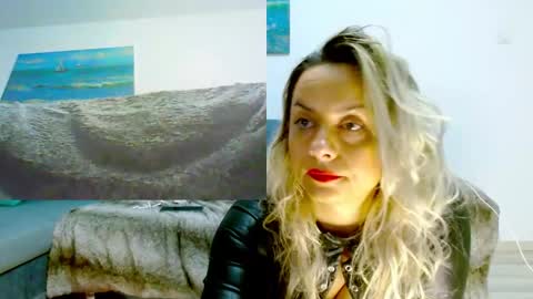 Kim-Hot-Girl online show from April 25, 2026, 9:56 pm