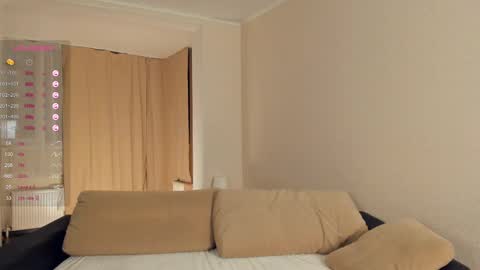 Vilda online show from February 19, 2025, 9:36 pm