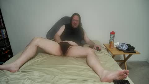 rando1235 online show from March 9, 2026, 4:27 am