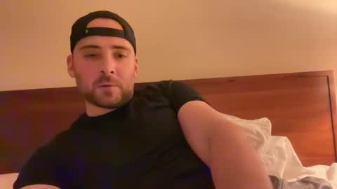 randomdude5950 online show from March 7, 2025, 2:46 am