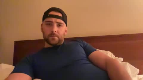 randomdude5950 online show from December 15, 2025, 1:54 am