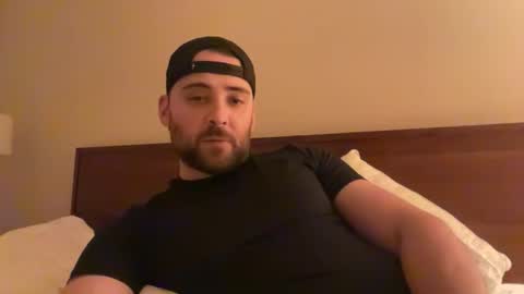 Snapshot of randomdude5950 chatting on January 16, 2026, 2:37 am randomdude5950 online show from January 16, 2026, 2:37 am