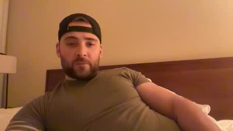 Snapshot of randomdude5950 chatting on February 18, 2026, 2:18 am randomdude5950 online show from February 18, 2026, 2:18 am