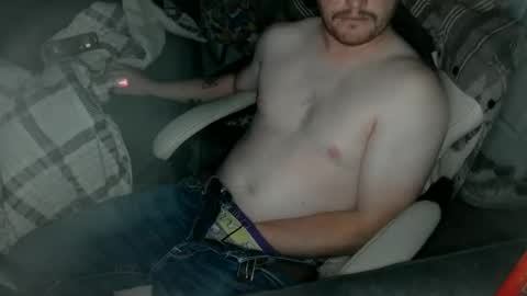 Snapshot of randomguy69759061 chatting on April 4, 2026, 12:35 pm randomguy69759061 online show from April 4, 2026, 12:35 pm