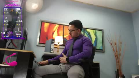 Snapshot of randylukehot chatting on May 8, 2026, 7:19 pm randylukehot online show from May 8, 2026, 7:19 pm