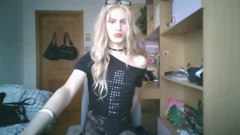 Ranya online show from March 10, 2026, 3:50 pm