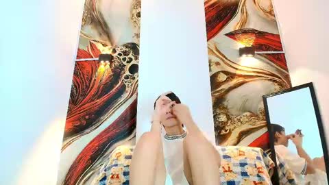 Snapshot of raphael_nyon1 chatting on May 2, 2026, 4:17 am raphael_nyon1 online show from May 2, 2026, 4:17 am