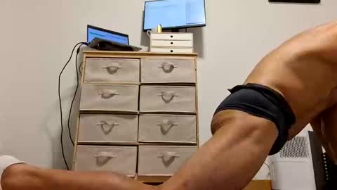 rapidturtles online show from December 3, 2025, 12:36 pm