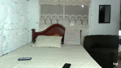 raquel2411 online show from June 9, 2026, 4:07 pm
