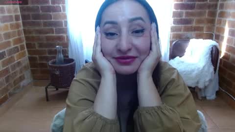 Raquel online show from April 18, 2026, 7:58 pm