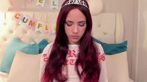 Raquel Moon online show from April 20, 2026, 6:20 pm