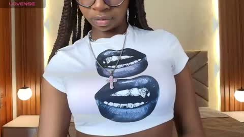Snapshot of raqueljones_ chatting on June 15, 2026, 11:56 am Raquel online show from June 15, 2026, 11:56 am