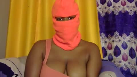 rara_molly online show from May 3, 2026, 7:53 pm