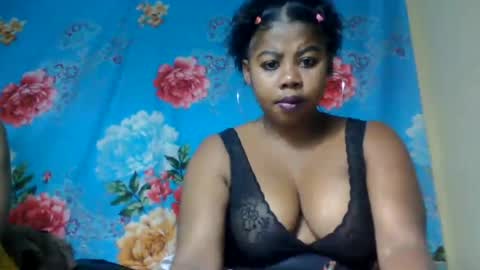 Snapshot of rasoavelo chatting on July 25, 2026, 9:07 am rasoavelo online show from July 25, 2026, 9:07 am