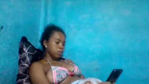 rasoelysca online show from December 23, 2025, 1:47 am