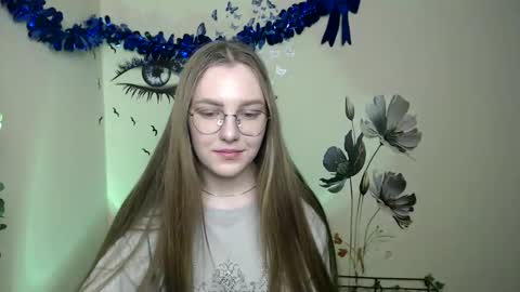 raspberry0101 online show from January 6, 2025, 10:58 pm