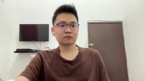 randomnaut online show from March 9, 2025, 2:10 pm