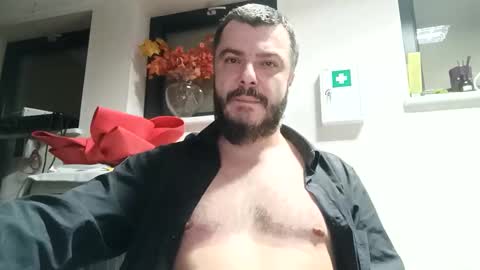 ravart43 online show from December 10, 2024, 1:22 am