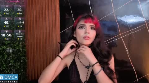 Snapshot of raven_rox_ chatting on April 1, 2026, 3:07 am raven_rox_ online show from April 1, 2026, 3:07 am
