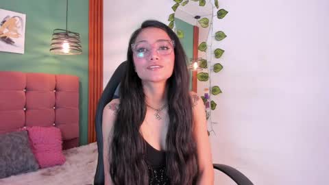 Snapshot of raven_smith_ chatting on June 4, 2026, 6:08 am raven_smith_ online show from June 4, 2026, 6:08 am