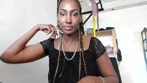 Snapshot of ravenbby chatting on May 30, 2026, 2:25 pm ravenbby online show from May 30, 2026, 2:25 pm