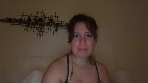 Snapshot of ravenelizabeth1 chatting on March 25, 2026, 11:55 pm Raven online show from March 25, 2026, 11:55 pm
