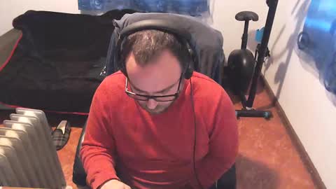 Snapshot of ravingr3d3 chatting on February 14, 2025, 3:15 pm ravingr3d3 online show from February 14, 2025, 3:15 pm