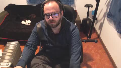 Snapshot of ravingr3d3 chatting on February 14, 2025, 10:14 pm ravingr3d3 online show from February 14, 2025, 10:14 pm