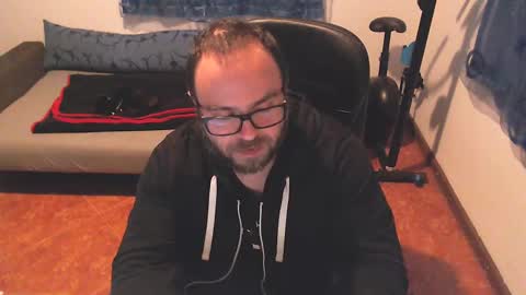 Snapshot of ravingr3d3 chatting on February 16, 2025, 12:19 am ravingr3d3 online show from February 16, 2025, 12:19 am