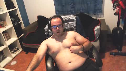 Snapshot of ravingr3d3 chatting on February 19, 2025, 1:08 am ravingr3d3 online show from February 19, 2025, 1:08 am