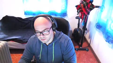 Snapshot of ravingr3d3 chatting on February 19, 2025, 3:27 pm ravingr3d3 online show from February 19, 2025, 3:27 pm