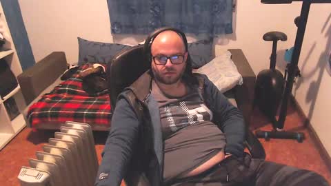 Snapshot of ravingr3d3 chatting on March 1, 2025, 11:15 pm ravingr3d3 online show from March 1, 2025, 11:15 pm