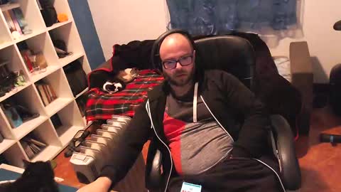 Snapshot of ravingr3d3 chatting on March 7, 2025, 10:21 pm ravingr3d3 online show from March 7, 2025, 10:21 pm