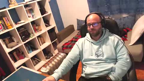Snapshot of ravingr3d3 chatting on March 9, 2025, 10:52 pm ravingr3d3 online show from March 9, 2025, 10:52 pm