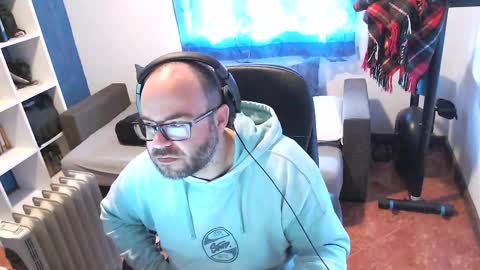 Snapshot of ravingr3d3 chatting on March 12, 2025, 9:12 am ravingr3d3 online show from March 12, 2025, 9:12 am